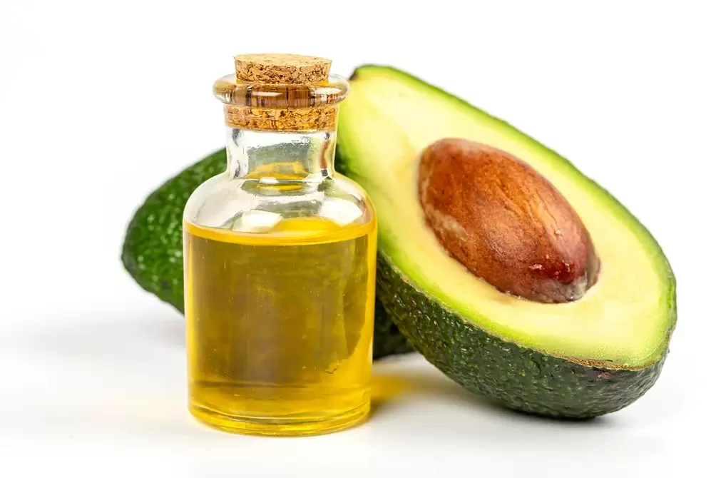 Aceite de aguacate como parte da crema Eudalie